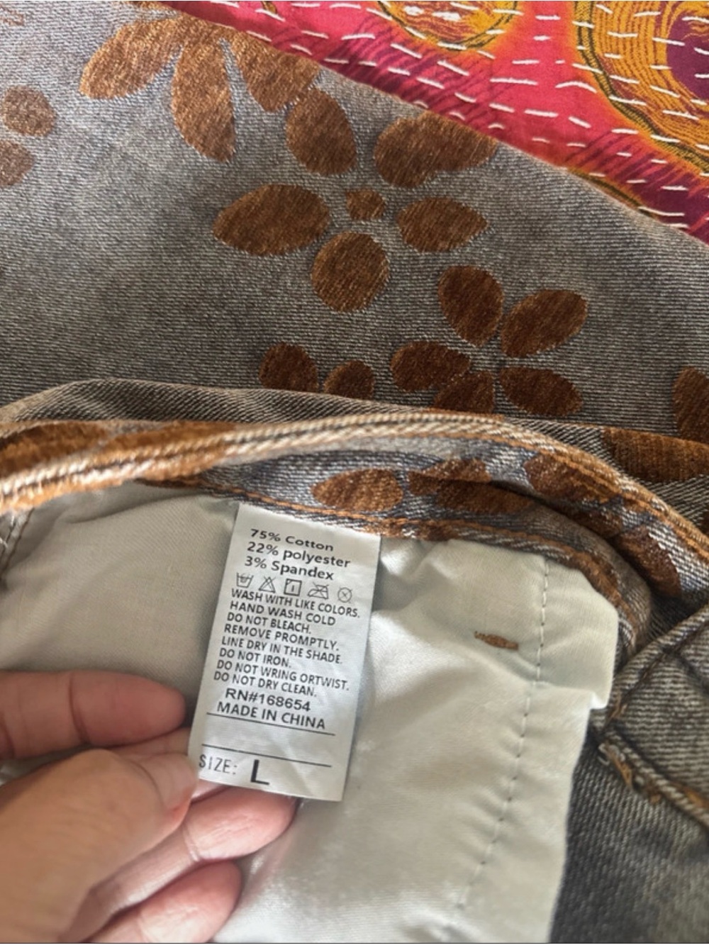 Source Unknown Gray Denim Wide-Leg Pants with Brown Floral Print - Picture 5 of 5